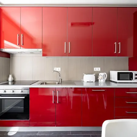 Alvares Araujo - Familiar Perto Da Estacao De Comboios Braga