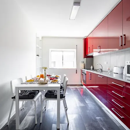 Lejlighed Alvares Araujo - Familiar Perto Da Estacao De Comboios *