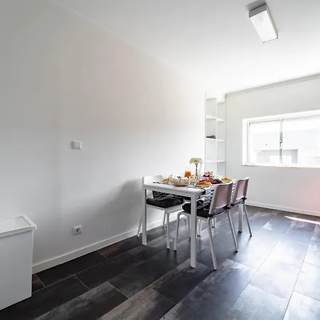 Alvares Araujo - Familiar Perto Da Estacao De Comboios Lejlighed Braga