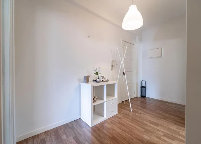 Apartman Alvares Araujo - Familiar Perto Da Estacao De Comboios *